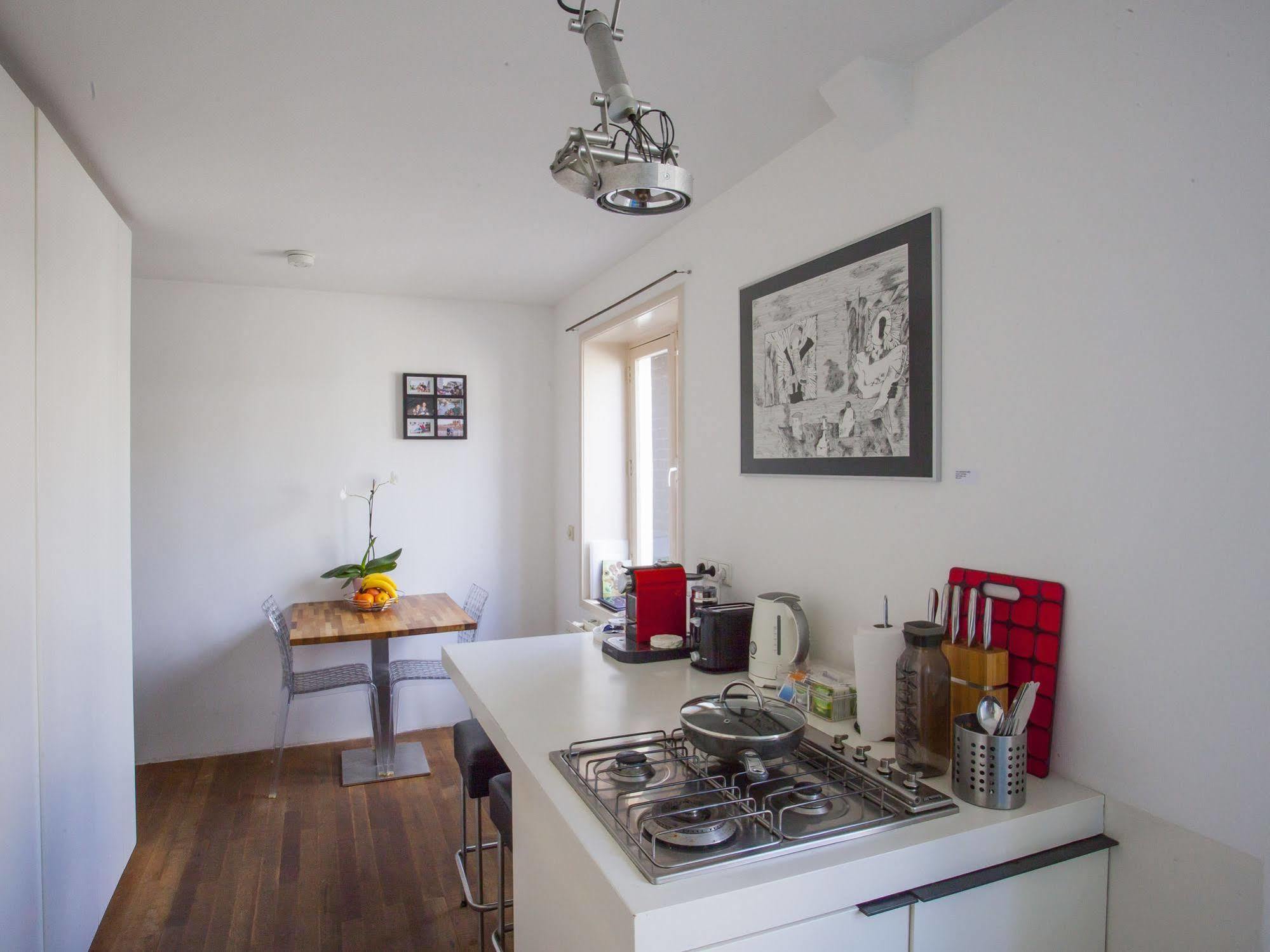 Kuwadro Guesthouse Centrum Amsterdam Buitenkant foto